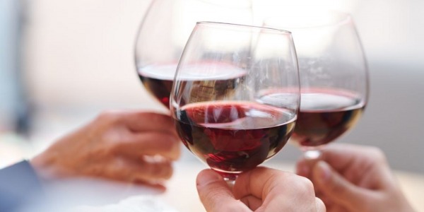 Wino wytrawne – rodzaje i produkcja win wytrawnych